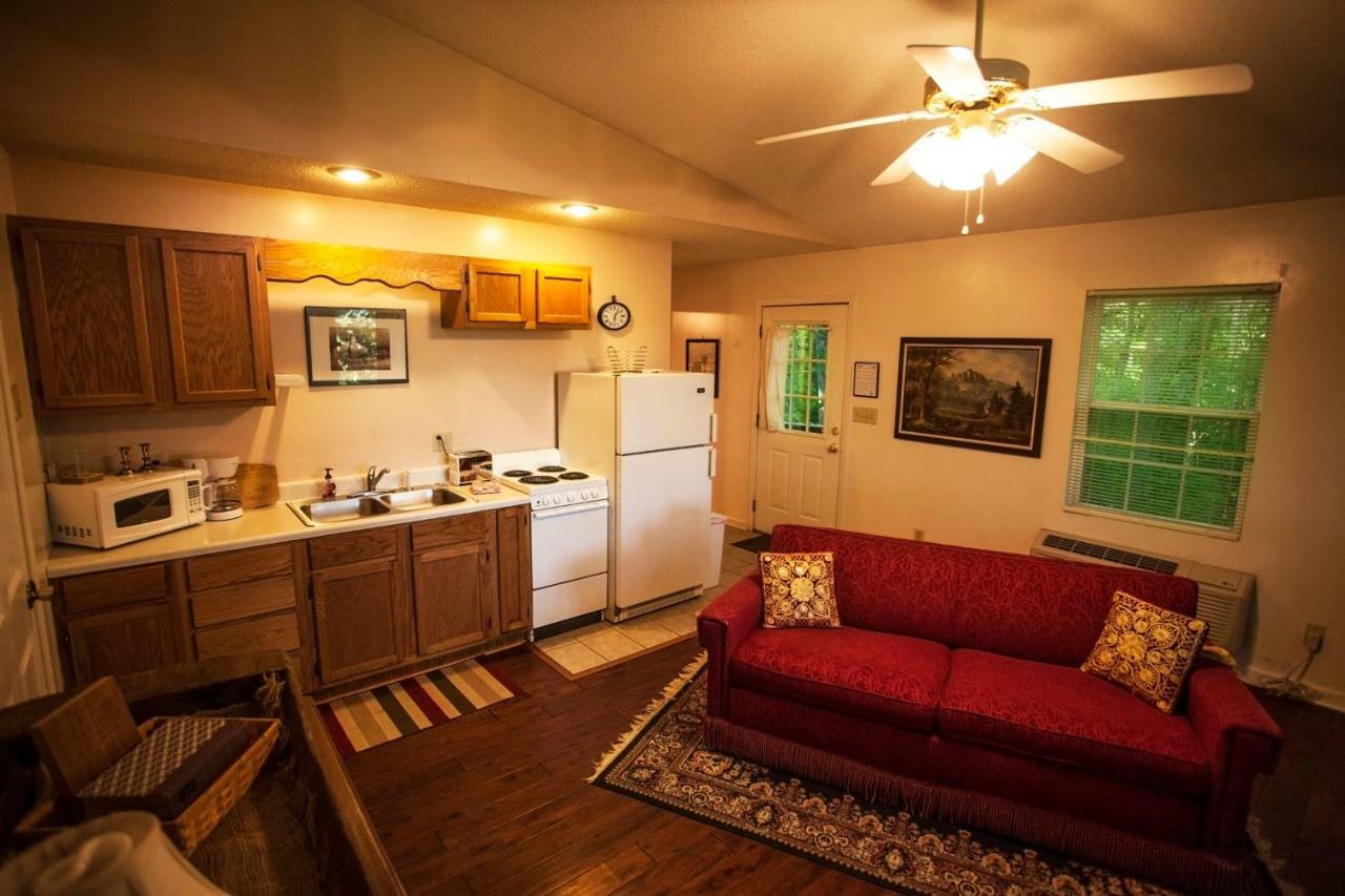 Nolichuckey Bluffs Bed&Breakfast Cabins Greeneville Exterior foto
